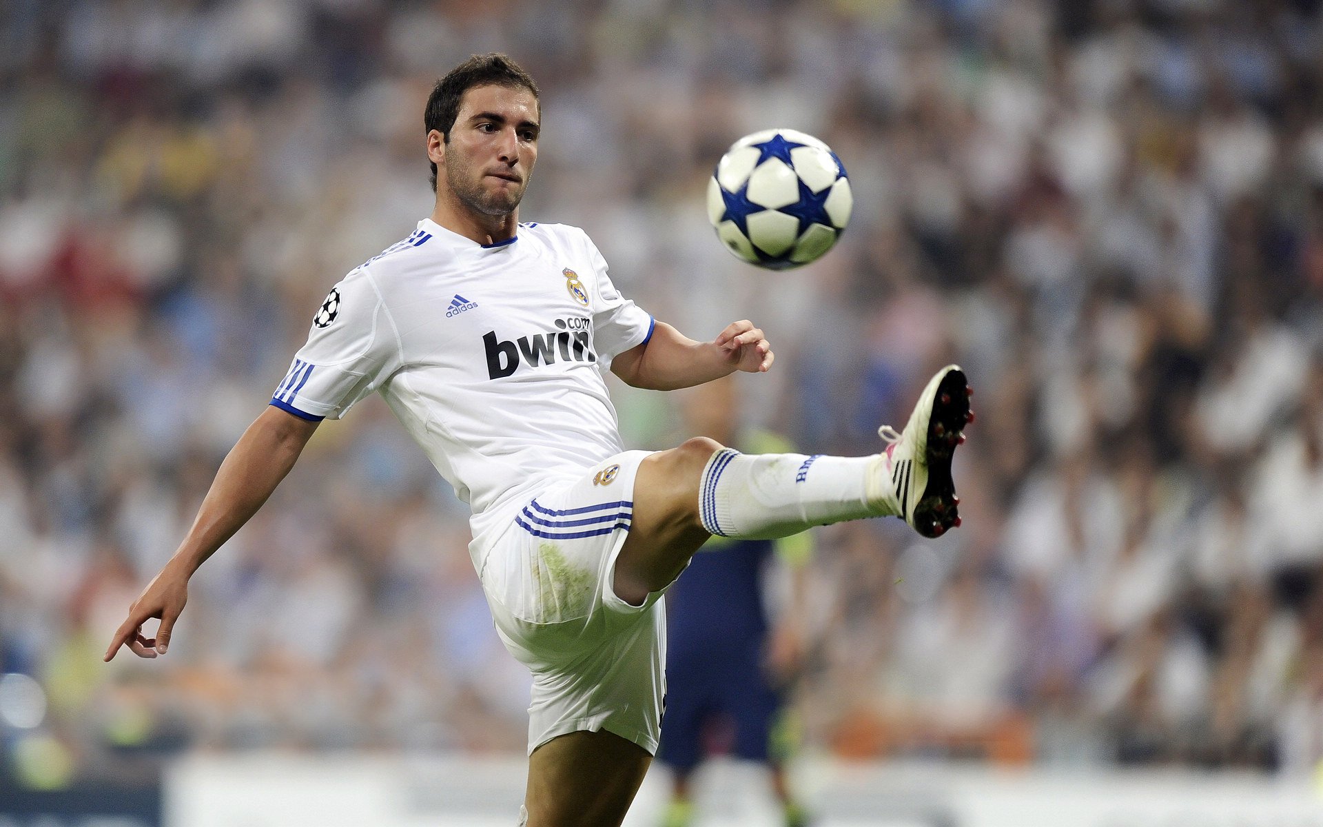 冠军赛赛后数据分析揭示球队制胜的关键指标,冠军联赛胜者组